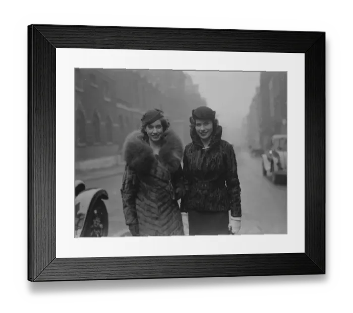 Framed Print : Hon Sheila Berry to marry Lord Birkenhead. 6 November 1934 Framed Print : Hon Sheila Berry to marry Lord Birkenhead. 6 November 1934