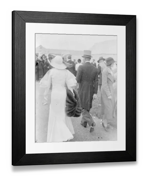 Framed Print : Unusual hat at Ascot. An unusual hat which aroused much interest on the second day at Ascot