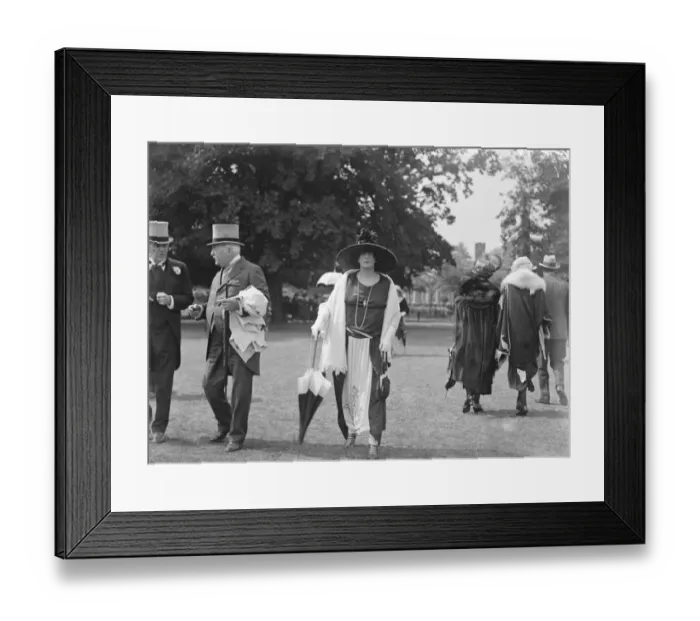 Framed Print : Polo at the Ranelagh Club, West London. Anglo - French Polo match for the Verdun Framed Print : Polo at the Ranelagh Club, West London. Anglo - French Polo match for the Verdun