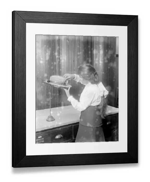 Framed Print : The Northern Polytechnic has started classes to enable women to convert out of date