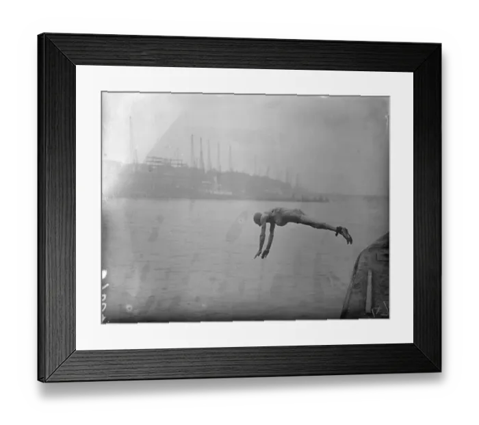Framed Print : With his ankles strapped, Mr Frederick William Slade jumped into the Thames at Tower Framed Print : With his ankles strapped, Mr Frederick William Slade jumped into the Thames at Tower