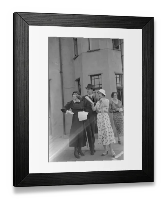 Framed Print : Household Brigade flying meeting at Heston Baroness De Forrest, Mr Whigham