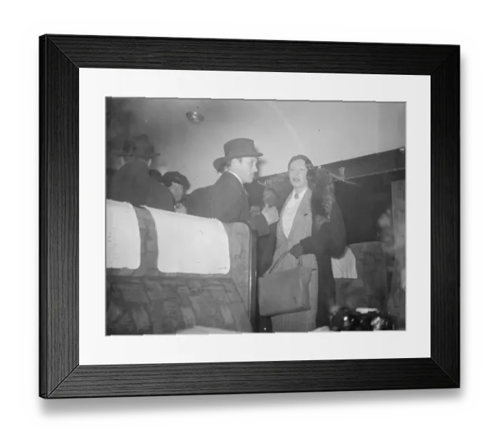 Framed Print : Mrs Self arrives in London. Brings home Mr Lambtons Peke after Red Sea tragedy Framed Print : Mrs Self arrives in London. Brings home Mr Lambtons Peke after Red Sea tragedy