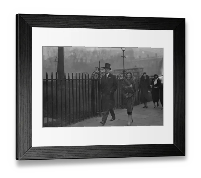 Framed Print : Bailey and Churchill wedding at St Margarets, Westminster. Hon Esmond Harmsworth