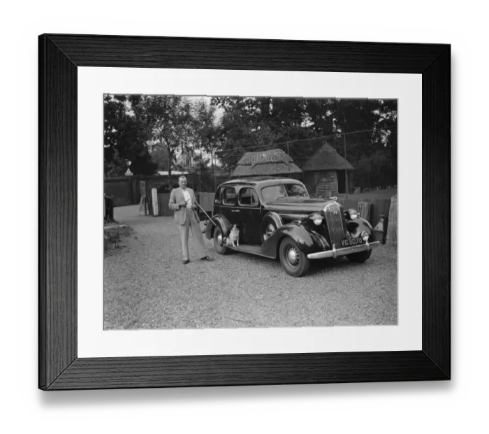 Framed Print : R W Farman, North Walsham. 1937 Reed Thatching in Norfolk. Mr R. W. Farman Framed Print : R W Farman, North Walsham. 1937 Reed Thatching in Norfolk. Mr R. W. Farman