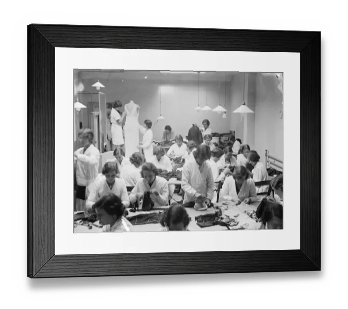 Framed Print : The girls who will make a Princess Marinas wedding dress at Captain Edward Molyneux Framed Print : The girls who will make a Princess Marinas wedding dress at Captain Edward Molyneux