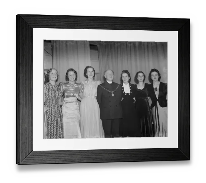Framed Print : Miss Kathleen Gapp is chosen as the Erith Carnival Queen. The Mayor of Erith, Rev Wilkinson Framed Print : Miss Kathleen Gapp is chosen as the Erith Carnival Queen. The Mayor of Erith, Rev Wilkinson