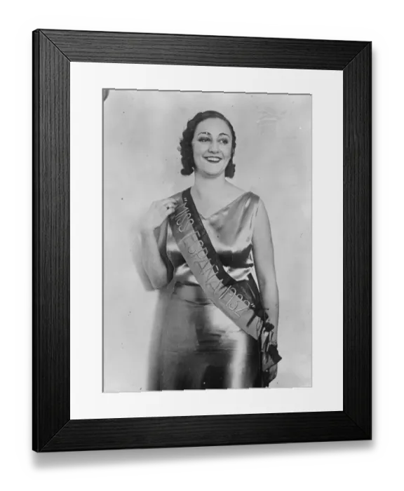 Framed Print : Spains queen of beauty. The various European countries are busy selecting their Framed Print : Spains queen of beauty. The various European countries are busy selecting their