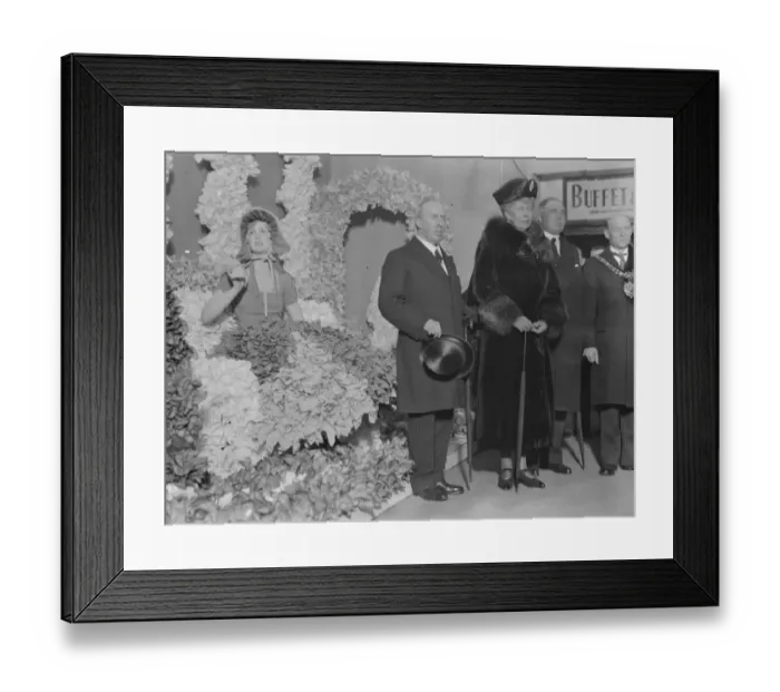 Framed Print : British Industrial fair 1931 The Queen visits the cotton trades section at the White Framed Print : British Industrial fair 1931 The Queen visits the cotton trades section at the White
