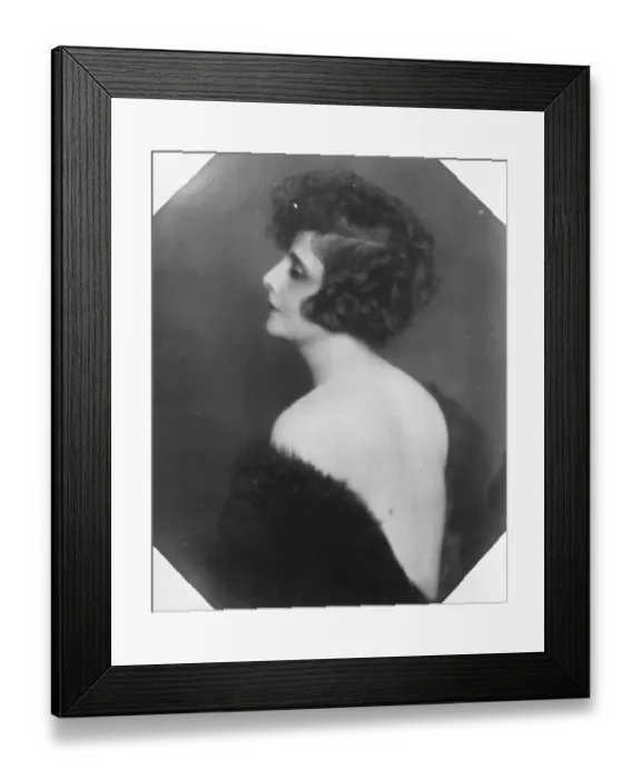 Framed Print : Cubas fairest daughter Mme Diaz Albertini wife of the well known tobacco millionaire