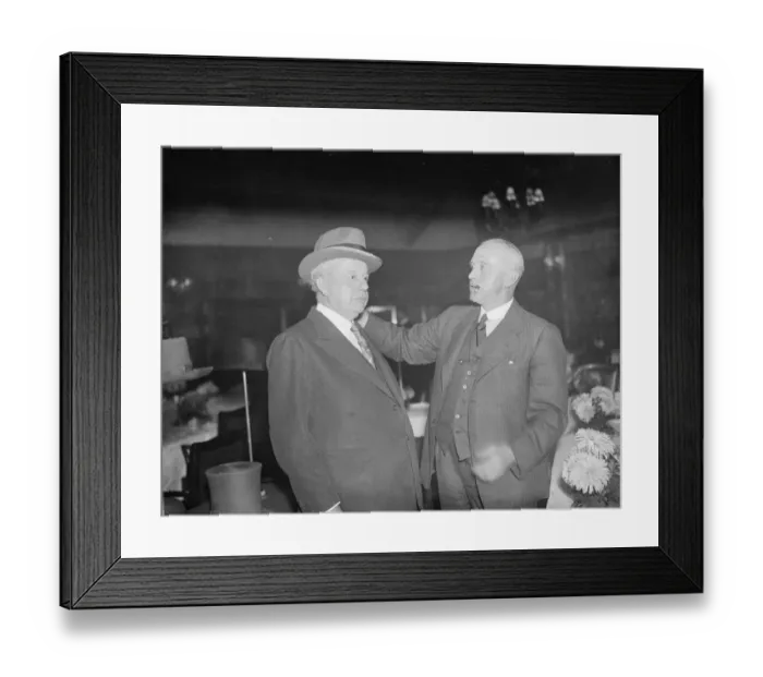 Framed Print : Latest hats for men on show at London luncheon. 27 November 1934 Framed Print : Latest hats for men on show at London luncheon. 27 November 1934