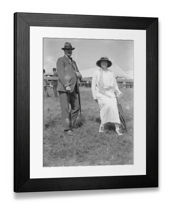 Framed Print : The Royal Agriculture Show at Leicester. Captain Dashwood and Lady Burrell 1924 Framed Print : The Royal Agriculture Show at Leicester. Captain Dashwood and Lady Burrell 1924