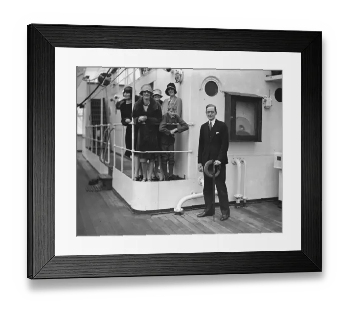 Framed Print : Aboard the SS Almeda at Tilbury. Hon Richard Lygon ( on rails ) and Hon Hugh Lygon
