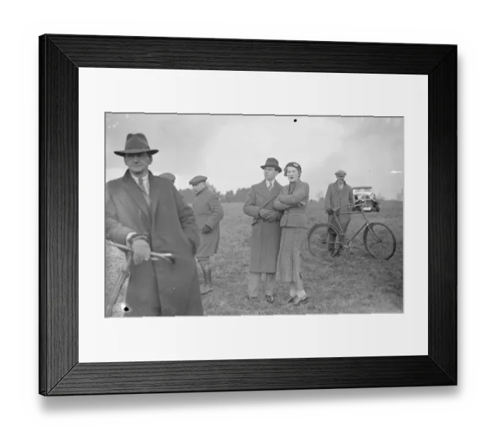 Framed Print : Meet of the Warwickshire hunt at Upton House Mr Peter Adams and Miss Vivian Baker 1932 Framed Print : Meet of the Warwickshire hunt at Upton House Mr Peter Adams and Miss Vivian Baker 1932
