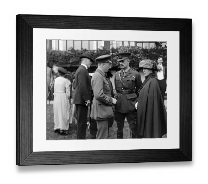 Framed Print : Garden party in honour of Captain John Alcock and Lieut Sir Arthur Whitton-Brown