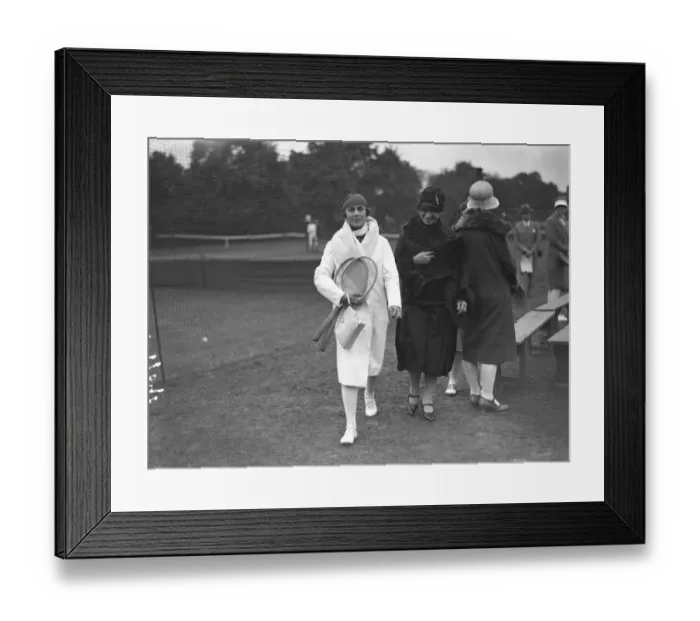 Framed Print : At the Beckenham Tennis Tournament, Mlle D Alvarez. 1928