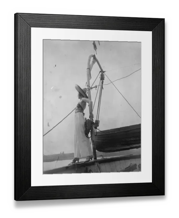 Framed Print : Scenes on board showboat on Thames. Mannequins displaying beach wear