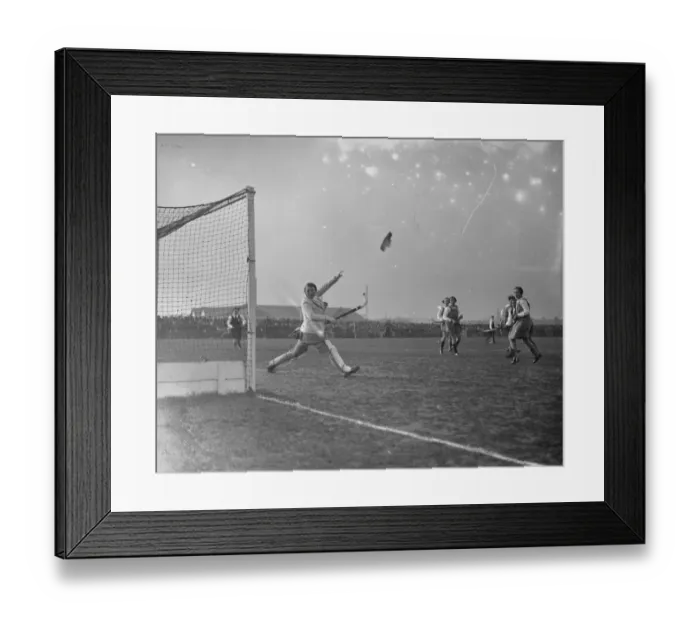 Framed Print : International Hockey at Merton Abbey Ladies hockey, England versus Scotland Mrs