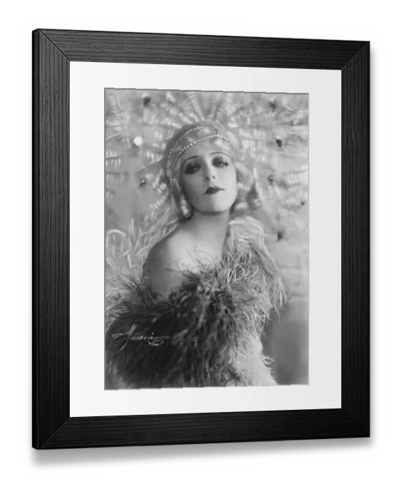 Framed Print : Countess Ilona Karolenna, the most beautiful woman in Hungary, who is coming to