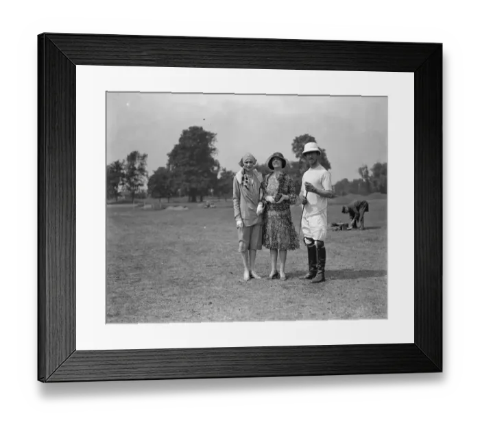 Framed Print : Ranelagh Lifeguards versus Stoke final of novices challenge cup. Mrs Allan Lehman
