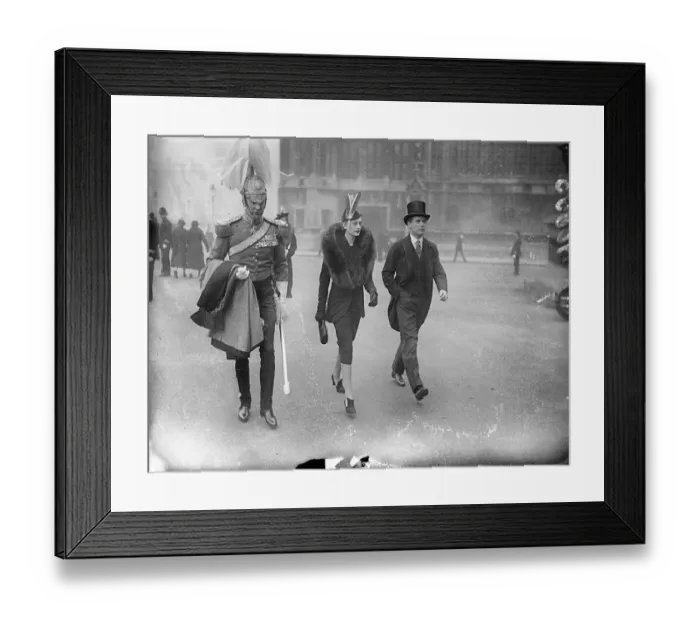 Framed Print : Hat fashion at State Opening of Parliament. A striking hat fashion, worn by an arrival Framed Print : Hat fashion at State Opening of Parliament. A striking hat fashion, worn by an arrival