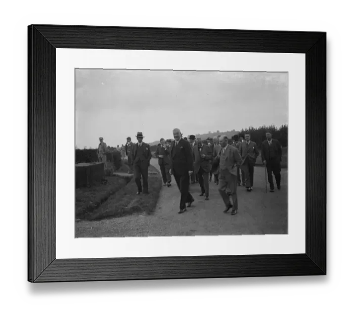 Framed Print : Heinke, H M Hamilton. 1937 Framed Print : Heinke, H M Hamilton. 1937