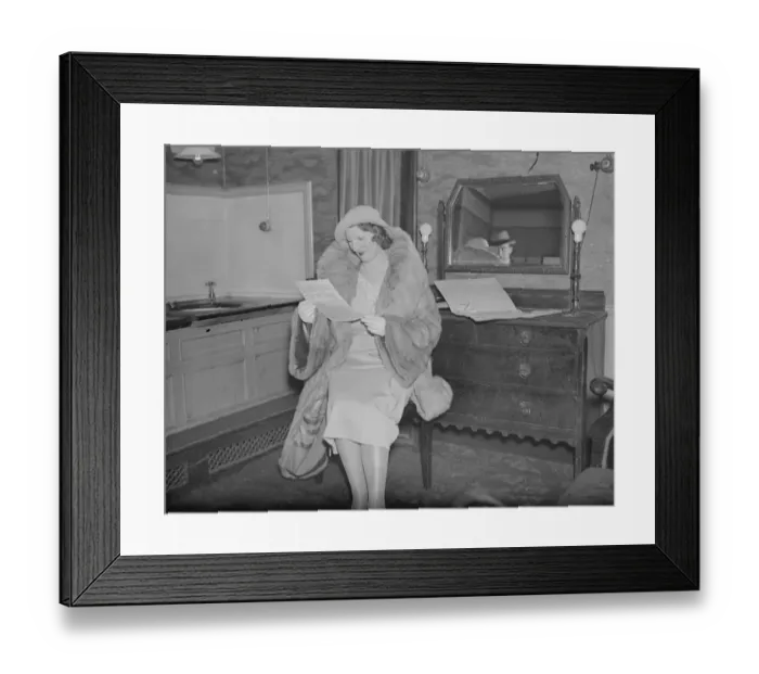 Framed Print : Lady Stephen, wife of Sir Herbert Stephen, the barrister baronet, formerly Miss Framed Print : Lady Stephen, wife of Sir Herbert Stephen, the barrister baronet, formerly Miss