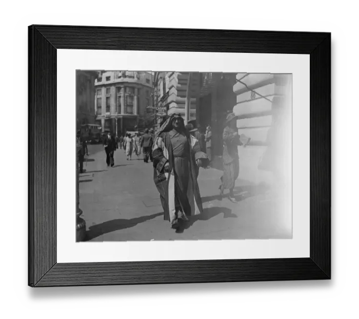 Framed Print : Laughing at the heat wave in Piccadilly. One man in London who did not feel too Framed Print : Laughing at the heat wave in Piccadilly. One man in London who did not feel too