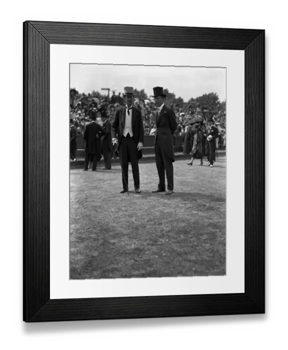 Framed Print : International Polo match at the Hurlingham Club, London - British Army versus America Framed Print : International Polo match at the Hurlingham Club, London - British Army versus America