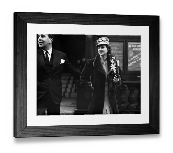 Framed Print : Miss Joan Buckmaster leaving Caxton Hall Register Office after her wedding to Mr Robert Morley Framed Print : Miss Joan Buckmaster leaving Caxton Hall Register Office after her wedding to Mr Robert Morley