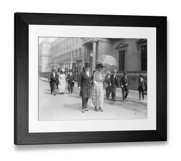 Framed Print : Lord Lonsdale and Lady Johnson Hugh Cecil Lowther, 5th Earl of Lonsdale Framed Print : Lord Lonsdale and Lady Johnson Hugh Cecil Lowther, 5th Earl of Lonsdale