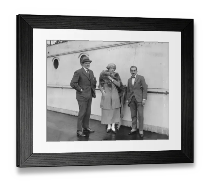 Framed Print : The SS Imperator arrives at Southampton Ernest G Schiff, American banking magnate Framed Print : The SS Imperator arrives at Southampton Ernest G Schiff, American banking magnate