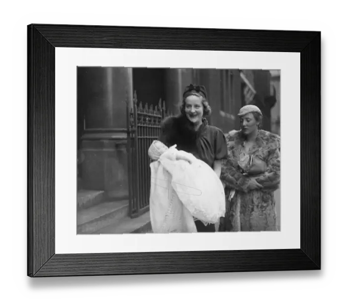 Framed Print : Mrs W F Dundas and her infant daugher after the christening at St Colombas Pont