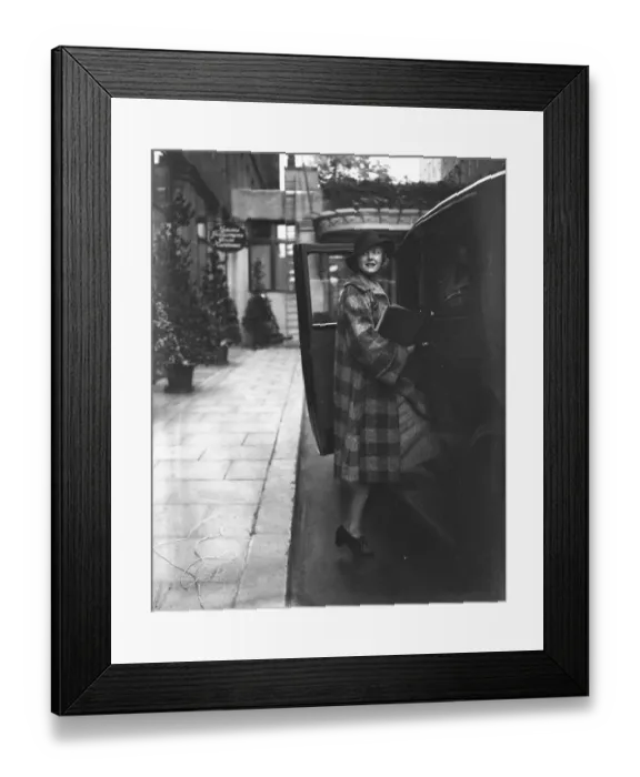 Framed Print : Getting into her taxi at Grosvenor House, London, Miss Jean Muir, the Hollywood film star Framed Print : Getting into her taxi at Grosvenor House, London, Miss Jean Muir, the Hollywood film star