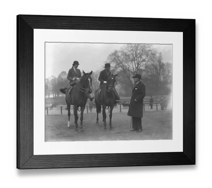 Framed Print : Sir Walter Gilbey, arbiter of riding habits, casts a critical eye over riders in Rotten Row