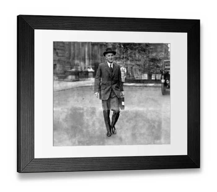 Framed Print : Arriving At Downing Street. Sir John Simon. 25 September 1934 Simon, John Allsebrook