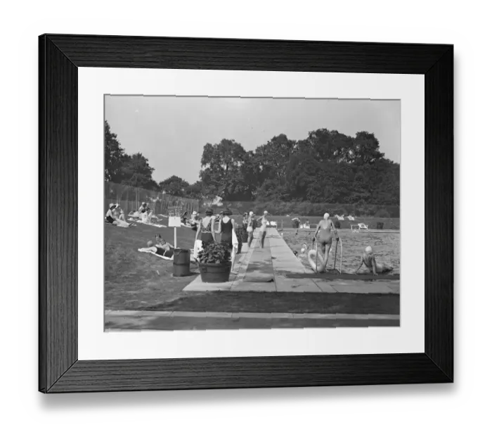 Framed Print : Ranelagh farm polo club. The new bathing pool 27 July 1933