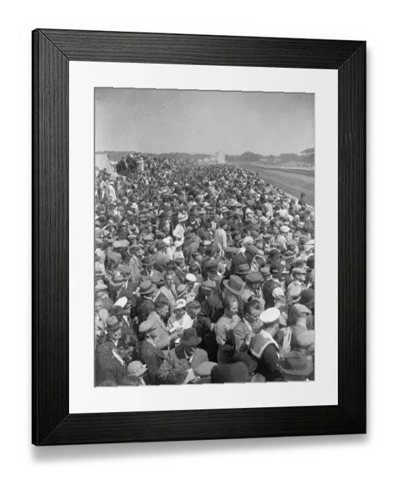 Framed Print : Crowds throng sunny Ascot. Ascot, greatest fashion parade and loveliest race