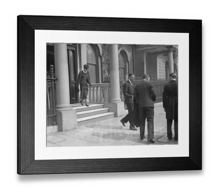 Framed Print : Duke and Duchess of Kent leave London home to visit RMS Queen Mary at SOuthampton Framed Print : Duke and Duchess of Kent leave London home to visit RMS Queen Mary at SOuthampton