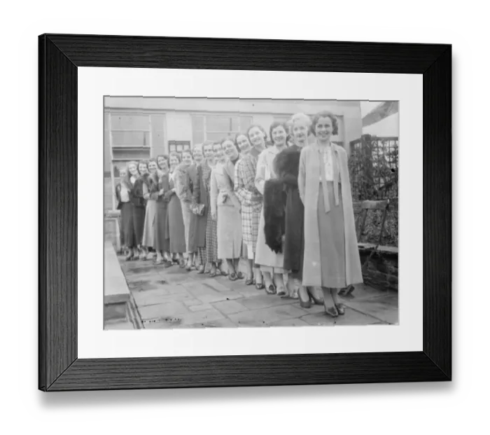Framed Print : Britains most beautiful girls on parade in London. 20 June 1935 Framed Print : Britains most beautiful girls on parade in London. 20 June 1935