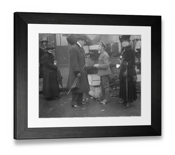 Framed Print : L C C Elections Sir Francis Lloyd canvassing a demobilised soldier 5 March 1919 Framed Print : L C C Elections Sir Francis Lloyd canvassing a demobilised soldier 5 March 1919