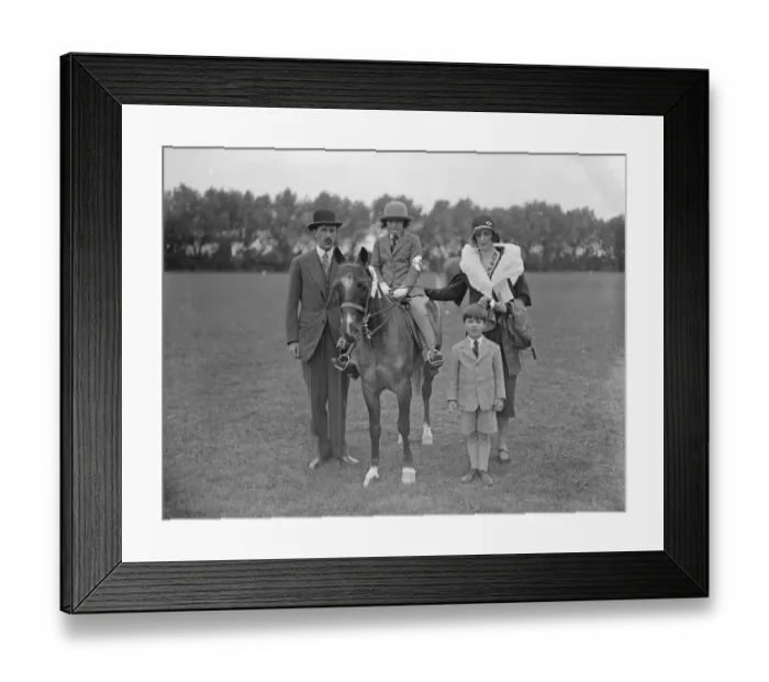 Framed Print : Ranelagh horse and pony show. Hon Roland and Mrs Cubitt with their children Rosalind and Harry