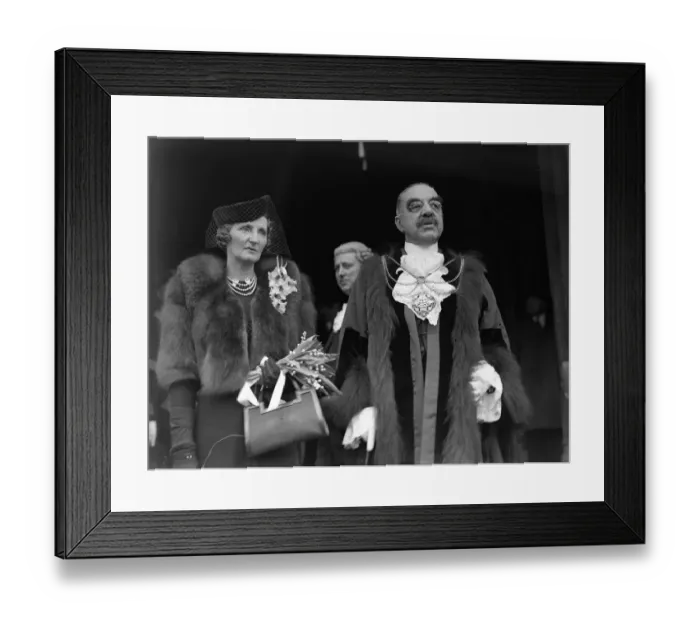 Framed Print : After being sworn in by the Lord Chancellor at the House of Lords, the Lord Mayor elect of London Framed Print : After being sworn in by the Lord Chancellor at the House of Lords, the Lord Mayor elect of London
