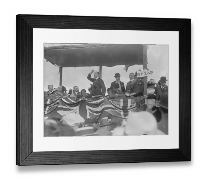 Framed Print : Sir Edward Carson speaking at Drumbeg