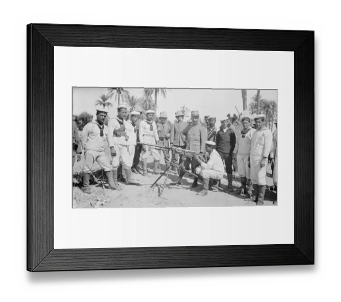 Framed Print : The French armys standard heavy tripod mounted machine gun the Hotchkiss 8mm M1914 Framed Print : The French armys standard heavy tripod mounted machine gun the Hotchkiss 8mm M1914