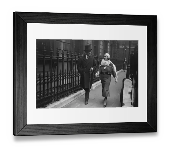 Framed Print : Private view day at the Royal Academy. Sir Geoffrey Locker Lampson and Miss Stella Lampson Framed Print : Private view day at the Royal Academy. Sir Geoffrey Locker Lampson and Miss Stella Lampson