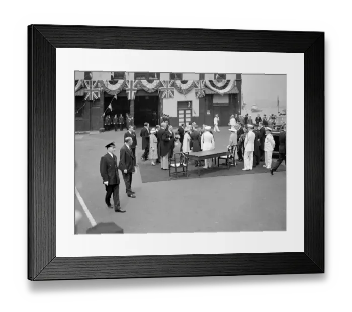 Framed Print : The Royal tour of Canada and the USA by King George VI and Queen Elizabeth, 1939 The King Framed Print : The Royal tour of Canada and the USA by King George VI and Queen Elizabeth, 1939 The King
