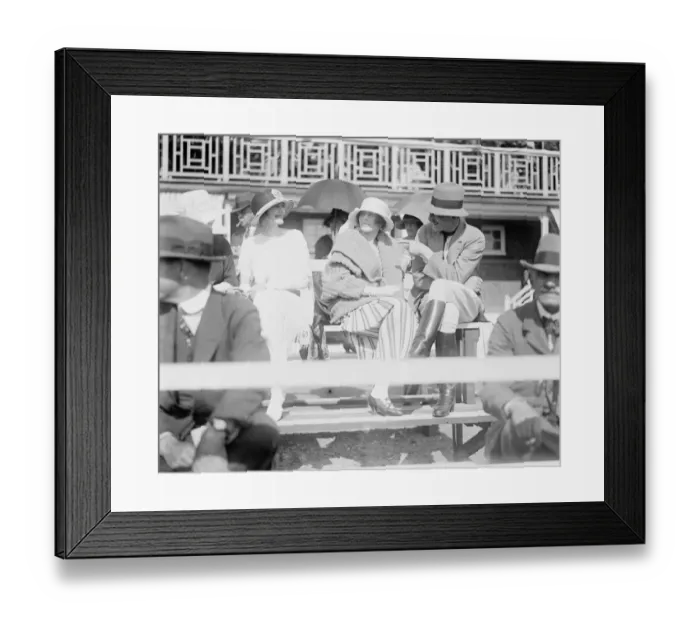 Framed Print : Polo at Hurlingham -Final of Whitney Cup, Argentina versus Quidnuncs Hon Mrs Leslie Framed Print : Polo at Hurlingham -Final of Whitney Cup, Argentina versus Quidnuncs Hon Mrs Leslie