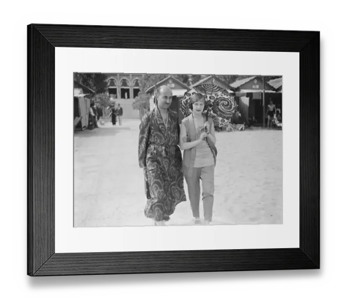 Framed Print : On the Lido Mr and Mrs Leonard Gollance 25 August 1926 Framed Print : On the Lido Mr and Mrs Leonard Gollance 25 August 1926