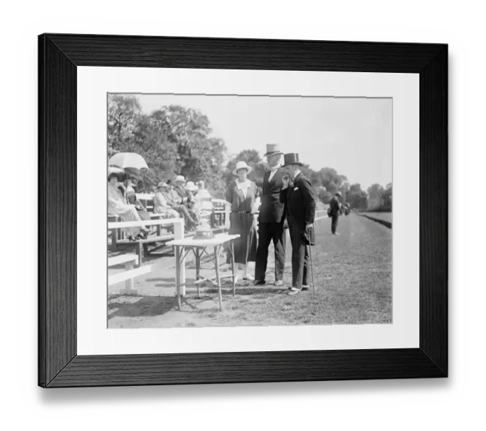 Framed Print : Polo at The Hurlingham Club, London - Final of Whitney Cup Argentina versus Quidnuncs left Framed Print : Polo at The Hurlingham Club, London - Final of Whitney Cup Argentina versus Quidnuncs left